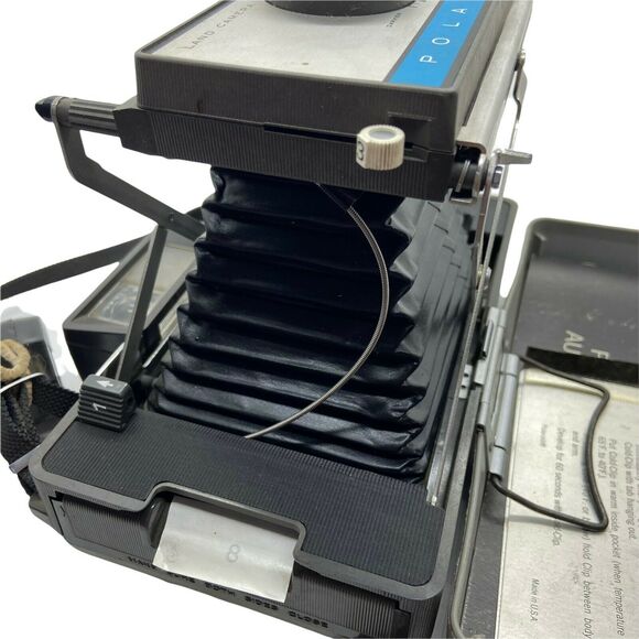 Polaroid Land Camera Automatic 210 Silver Black Fab Pop Up Lens Portable 6.5" - Picture 4 of 16